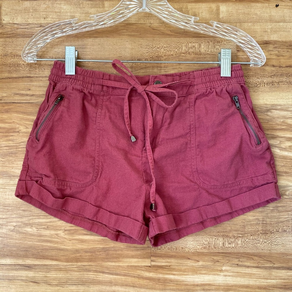 Iris cranberry linen and rayon shorts